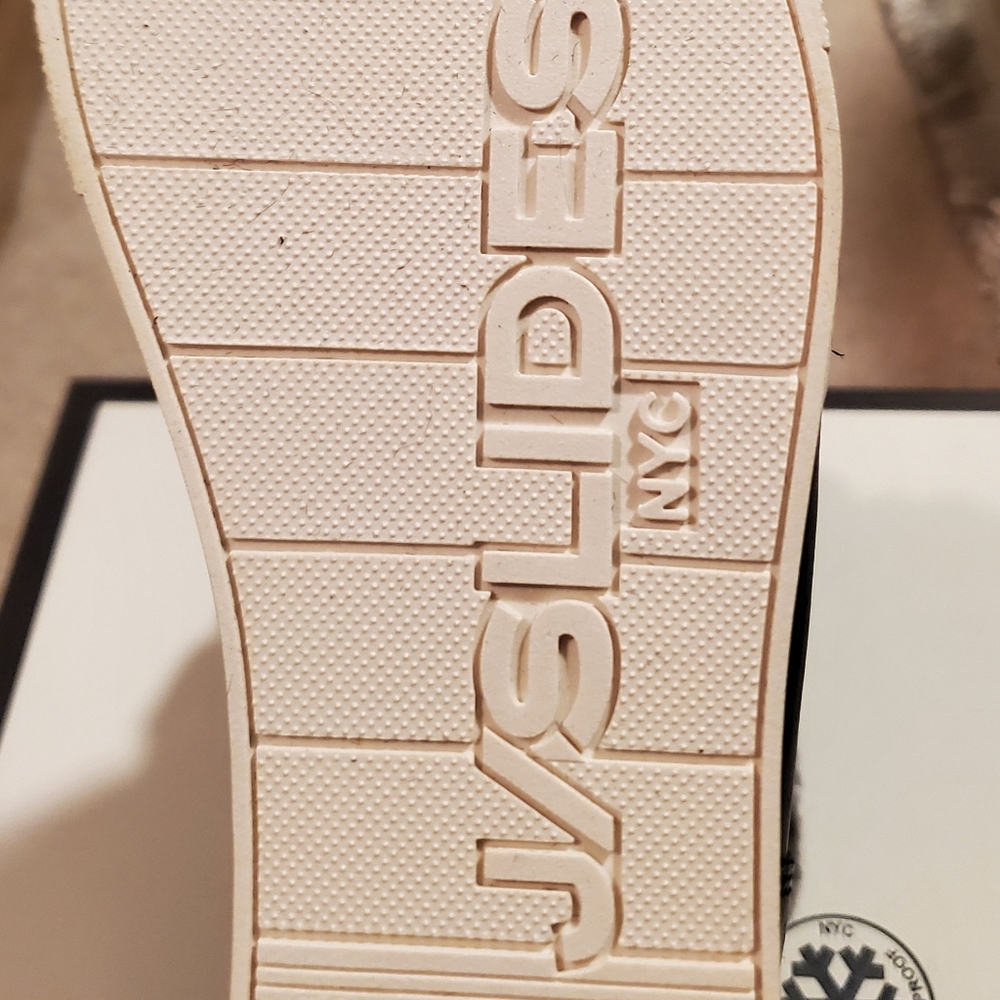 Booties - Picture 4 of 5